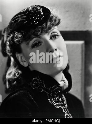 Greta Garbo, in 'Anna Karenina" (MGM, 1935). Foto di Clarence Sinclair Bull Riferimento File # 33636 513THA Foto Stock