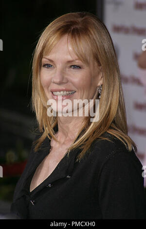 'American Dreamz' (Premiere) Marg Helgenberger 04-11-2006 / Arclight Hollywood Teatro / Hollywood, CA / Universal Pictures / Foto di Giuseppe Martinez / PictureLux Riferimento File # 22714 0089-picturelux per solo uso editoriale - Tutti i diritti riservati Foto Stock