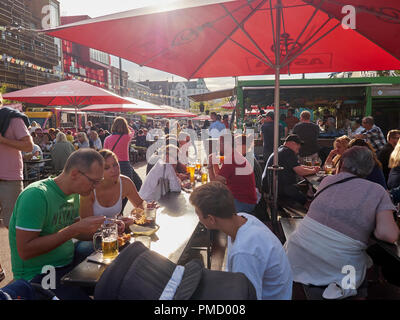 Amburgo, Spielbudenplatz Foto Stock