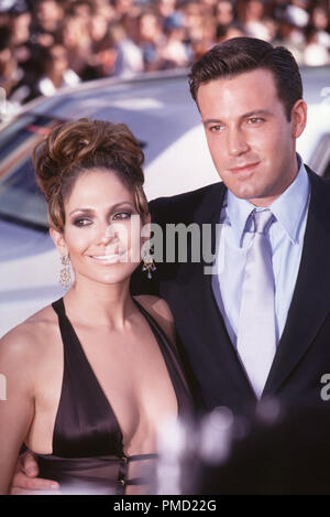 Gigli Premiere 7-27-2003 Ben Affleck e Jennifer Lopez Foto di Giuseppe Martinez / PictureLux Riferimento File # 21352 0134PLX per solo uso editoriale - Tutti i diritti riservati Riferimento File # 21352 0134PLX per solo uso editoriale - Tutti i diritti riservati Foto Stock