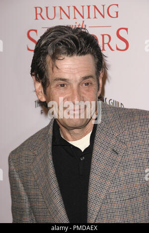 'In esecuzione con le forbici' (Premiere) Alan Rosenberg 10-10-2006 / Academy of Motion Picture Arts & Sciences / Beverly Hills, CA / Tristar Pictures / Foto di Giuseppe Martinez - Tutti i diritti riservati Riferimento File # 22832 0001PLX per solo uso editoriale - Foto Stock