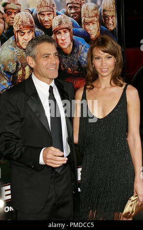 Leatherheads Premiere George Clooney, Sarah Larson 3-31-2008 / Grauman's Chinese Theater / Hollywood, CA / Universal / Foto di Giuseppe Martinez Riferimento File # 23432 0039PLX per solo uso editoriale - Tutti i diritti riservati Foto Stock