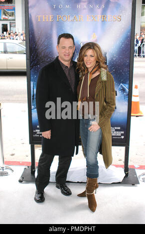 "Polar Express' Premiere 11-07-2004 Tom Hanks, Rita Wilson Foto di Giuseppe Martinez - Tutti i diritti riservati Riferimento File # 21991 0090PLX per solo uso editoriale - Foto Stock