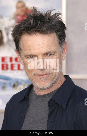 " Otto sotto" (Premiere) Bruce Greenwood 02-12-2006 / El Capitan theater / Hollywood, CA / Walt Disney Pictures / Foto di Giuseppe Martinez / PictureLux Riferimento File # 22662 0059PLX per solo uso editoriale - Tutti i diritti riservati Foto Stock