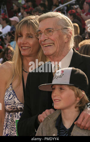 Pirati dei Caraibi: All'estremità del mondo (Premiere) Martin Landau 5-19-2007 / Disneyland / Anaheim, CA / Walt Disney Pictures / © Giuseppe Martinez/Picturelux - Tutti i diritti riservati Riferimento File # 23082 0066PLX per solo uso editoriale - Tutti i diritti riservati Foto Stock