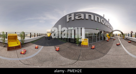 Visualizzazione panoramica a 360 gradi di Aeroporto di Hannover. Aussichtsterrasse.