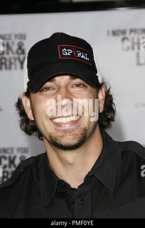 "Ora lo pronuncio mandrino e Larry' (Premiere) Zachary Levi 7-12-2007 / Gibson anfiteatro e CityWalk Cinema / Universal City, CA / Universal Pictures / Foto di Giuseppe Martinez Riferimento File # 23115 0099PLX per solo uso editoriale - Tutti i diritti riservati Foto Stock
