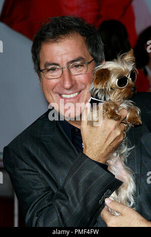 'High School Musical 3: Senior Year' Premiere Director Kenny Ortega 10-16-2008 / Galen Centre / Los Angeles, CA / Walt Disney Pictures / Foto di Giuseppe Martinez Riferimento File # 23639 0052PLX per solo uso editoriale - Tutti i diritti riservati Foto Stock