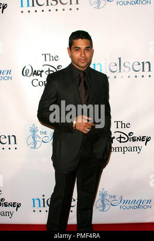 Wilmer Valderrama alla ventiquattresima edizione Imagen Awards. Gli arrivi presso il Beverly Hilton di Beverly Hills, CA 21 agosto 2009. Foto di PictureLux Riferimento File # 30062 03PLX per solo uso editoriale - Tutti i diritti riservati Foto Stock