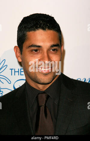 Wilmer Valderrama alla ventiquattresima edizione Imagen Awards. Gli arrivi presso il Beverly Hilton di Beverly Hills, CA 21 agosto 2009. Foto di PictureLux Riferimento File # 30062 05PLX per solo uso editoriale - Tutti i diritti riservati Foto Stock
