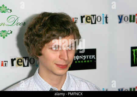 Michael Cera alla premiere di pellicole di dimensione' " Gioventù in rivolta'. Gli arrivi presso il Mann Chinese 6 Theatre in Hollywood, CA, 6 gennaio 2010. © Giuseppe Martinez / Picturelux Riferimento File # 30107 27JM per solo uso editoriale - Tutti i diritti riservati Foto Stock