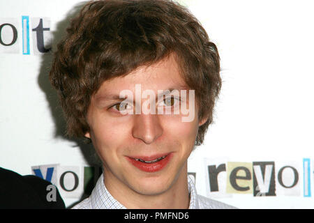 Michael Cera alla premiere di pellicole di dimensione' " Gioventù in rivolta'. Gli arrivi presso il Mann Chinese 6 Theatre in Hollywood, CA, 6 gennaio 2010. © Giuseppe Martinez / Picturelux Riferimento File # 30107 32JM per solo uso editoriale - Tutti i diritti riservati Foto Stock