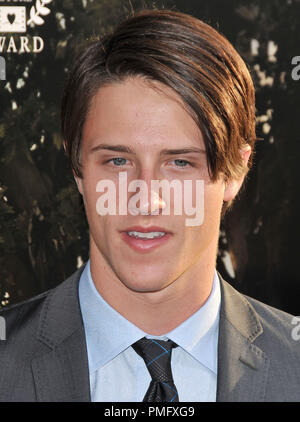 Shane Harper presso il Los Angeles Premiere di 'Capovolto' tenuto presso il Cinema ArcLight Glossari Affini cupola in Hollywood, CA. La manifestazione ha avuto luogo lunedì, 26 luglio 2010. Foto di PRPP Pacific Rim Photo Press. Riferimento al file # 30357 095PLX per solo uso editoriale - Tutti i diritti riservati Foto Stock