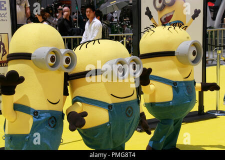 L'atmosfera alla premiere di Universal Pictures' 'Despicable Me". Gli arrivi presso il Nokia Theater in L.A. Vive a Los Angeles, CA, 27 giugno 2010. Foto di Giuseppe Martinez / PictureLux Riferimento File # 30307 001PLX per solo uso editoriale - Tutti i diritti riservati Foto Stock