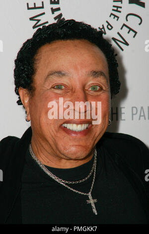 Smokey Robinson presso lo screening di VH1 Rock Docs - 'Soul Treno: più hippy viaggio in America " arrivi presso Paley Centre for Media in Beverly Hills, CA, 29 gennaio 2010. © Giuseppe Martinez / Picturelux Riferimento File # 30117 012JM per solo uso editoriale - Tutti i diritti riservati Foto Stock