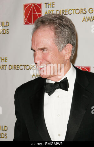 Warren Beatty a xiv annuale di Art Directors Guild Awards. Gli arrivi presso la sala da ballo internazionale presso il Beverly Hilton Hotel di Beverly Hills, CA, 13 febbraio 2010. Foto di PictureLux Riferimento File # 30127 53PLX per solo uso editoriale - Tutti i diritti riservati Foto Stock