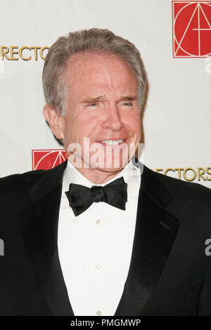 Warren Beatty a xiv annuale di Art Directors Guild Awards. Gli arrivi presso la sala da ballo internazionale presso il Beverly Hilton Hotel di Beverly Hills, CA, 13 febbraio 2010. Foto di PictureLux Riferimento File # 30127 58PLX per solo uso editoriale - Tutti i diritti riservati Foto Stock