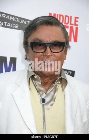 Robert Evans 08/05/10 'Media uomini' Premiere @Arclight Hollywood, Hollywood Foto di Ima Kuroda/HNW Riferimento File # 30386 095PLX per solo uso editoriale - Tutti i diritti riservati Foto Stock