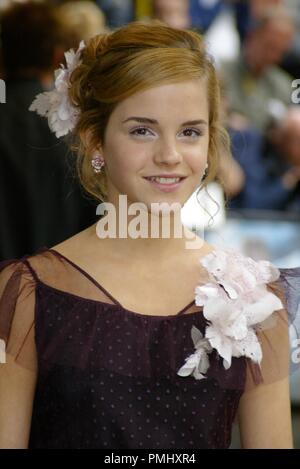 Emma Watson, che interpreta il ruolo di Hermione Granger, presso la London premiere di Harry Potter e il prigioniero di Azkaban. L'ha preso anche palce all'Odeon Leicester Square. © Credit: punto di riferimento / MediaPunch Foto Stock