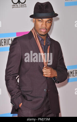 Ne-Yo al 2010 American Music Awards - Gli arrivi presso il Nokia Theater L.A. Vive a Los Angeles, CA. La manifestazione si è svolta domenica 21 novembre 2010. Foto di PRPP Pacific Rim Photo Press. Riferimento al file # 30722 177PLX per solo uso editoriale - Tutti i diritti riservati Foto Stock