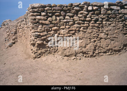 Piattaforma Hohokam cumulo di rovine Pueblo Grande, Phoenix, Arizona. Fotografia Foto Stock