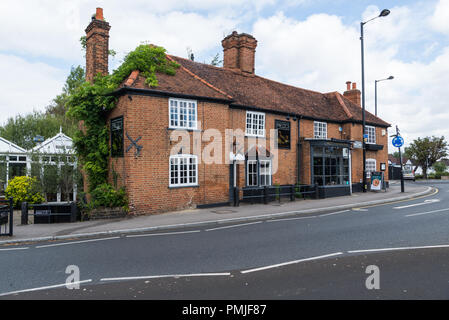 Prezzo ristorante italiano, in una storica cinquecento edificio, Bury Street, Ruislip, Middlesex, England, Regno Unito Foto Stock