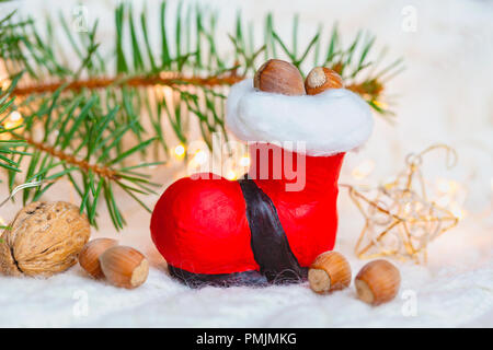 'Schoentje zetten', da un punto di vista tradizionale per la vacanza olandese 'Sinterklaas'. Tutti parte della tradizionale vacanza olandese 'Sinterklaas' Foto Stock