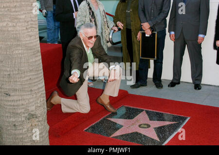 Stan Lee all'Hollywood Camera di Commercio cerimonia in onore di lui con una stella sulla Hollywood Walk of Fame in Hollywood, CA, 4 gennaio 2011. Foto di Joe Martinez / PictureLux Foto Stock