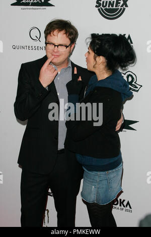 Sarah Silverman e Rainn Wilson alla premiere di IFC mezzanotte il 'Super'. Gli arrivi presso il teatro egiziano in Hollywood, CA, Marzo 21, 2011. Foto di Joe Martinez / PictureLux Foto Stock