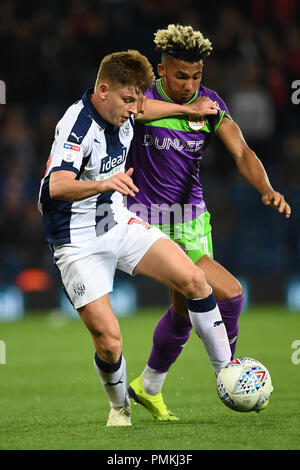 West Bromwich Albion's Harvey Barnes (sinistra) e Bristol City's Lloyd Kelly durante il cielo di scommessa match del campionato al The Hawthorns, West Bromwich. Foto Stock