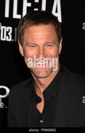 Aaron Eckhart 03/08/2011 "battaglia: Los Angeles' Premiere @ Regency Village Theatre, Westwood Foto di Megumi Torii /www.HollywoodNewsWire.net /PictureLux Foto Stock