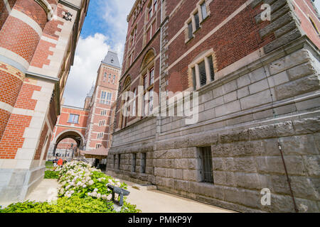 Amsterdam, Lug 22: vista esterna del Museo Rijks museum il Lug 22, 2017 a Amsterdam, Paesi Bassi Foto Stock