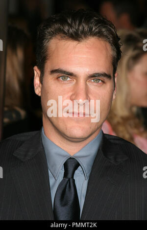 11/13/2005 Joaquin Phoenix "a piedi la linea' Premiere @ New York City HNW / PictureLux Riferimento File # 31318 012HNW per solo uso editoriale - Tutti i diritti riservati Foto Stock