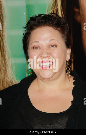 Amy Hill a Los Angeles prima di HBO 'illuminato'. Gli arrivi presso il Paramount Theatre di Hollywood, CA, 3 ottobre 2011. Foto di Joe Martinez / PictureLux Foto Stock