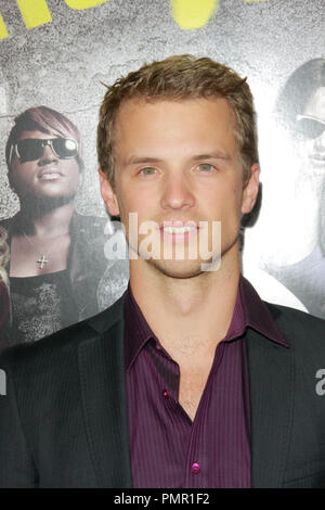 Freddie Stroma alla premiere di Universal Pictures' 'passo perfetto". Gli arrivi presso Arclight in Hollywood, CA, 24 settembre 2012. Foto di Joe Martinez / PictureLux Foto Stock