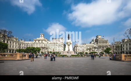 Plaza San Martin nel centro storico di Lima, Perù Foto Stock