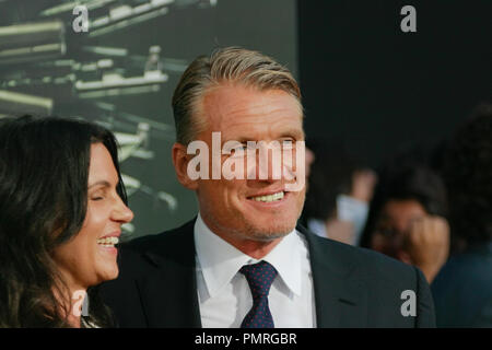 Dolph Lundgren alla premiere di Lionsgate Films" "Le parti soggette a usura 2'. Gli arrivi presso Grauman's Chinese Theatre a Hollywood, CA, 15 agosto 2012. Foto di Joe Martinez / PictureLux Foto Stock