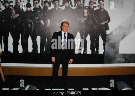 Dolph Lundgren alla premiere di Lionsgate Films" "Le parti soggette a usura 2'. Gli arrivi presso Grauman's Chinese Theatre a Hollywood, CA, 15 agosto 2012. Foto di Joe Martinez / PictureLux Foto Stock
