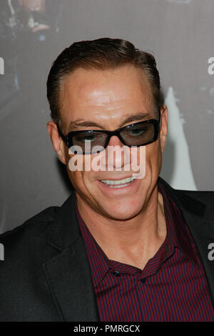 Jean Claude Van Damme alla premiere di Lionsgate Films" "Le parti soggette a usura 2'. Gli arrivi presso Grauman's Chinese Theatre a Hollywood, CA, 15 agosto 2012. Foto di Joe Martinez / PictureLux Foto Stock