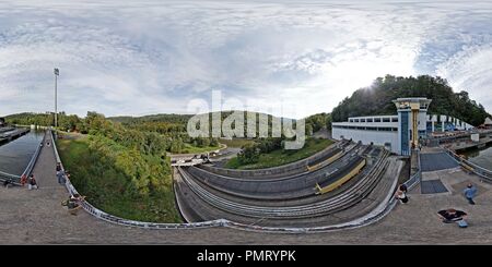 Visualizzazione panoramica a 360 gradi di Saint-Louis-Arzviller, Boat Lift, Plan Incliné, Pole View 2