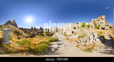 Visualizzazione panoramica a 360 gradi di Uçhisar in Cappadocia, Turchia