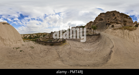 Visualizzazione panoramica a 360 gradi di Uçhisar in Cappadocia, Turchia