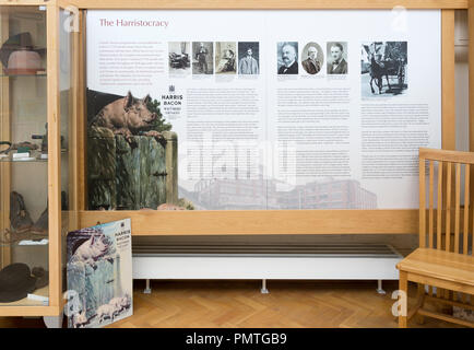 Calne Heritage Centre museum, Patrimonio trimestre, Calne, Wiltshire, Inghilterra, Regno Unito Harris Bacon display Foto Stock