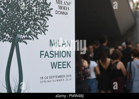 Milano, Italia - 19 Settembre 2018: Fashion Week atmosfera prima di Alberta Ferretti fashion show. Credito: Alberto Grosescu/Alamy Live News Foto Stock