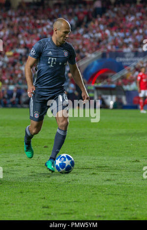 Lisbona, Portogallo. Xix Sett 2018. Bayern Monaco di avanti da Holland Arjen Robben (10) in azione durante il gioco del primo round di gruppo e per la UEFA Champions League, SL Benfica vs Bayern Munchen © Alexandre de Sousa/Alamy Live News Foto Stock