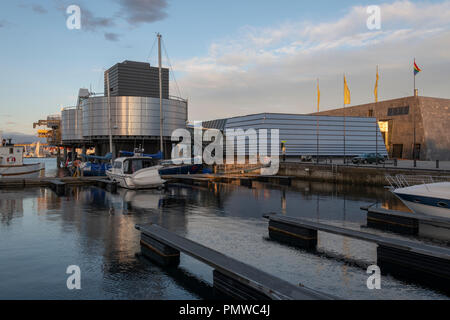 Norwegian Petroleum museo Stavanger in Norvegia. (Chiamato anche la Norsk Oljemuseum). Un Museo specializzato per l'industria petrolifera in un edificio di riferimento. Foto Stock