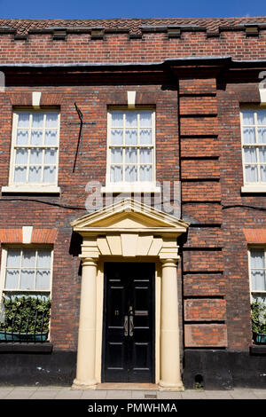 In stile georgiano casa a schiera davanti a St Giles Street, Norwich, Norfolk Foto Stock