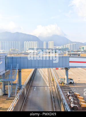 Hong Kong, Giugno 02, 2018: Aerobridge all'Aeroporto Internazionale di Hong Kong Foto Stock