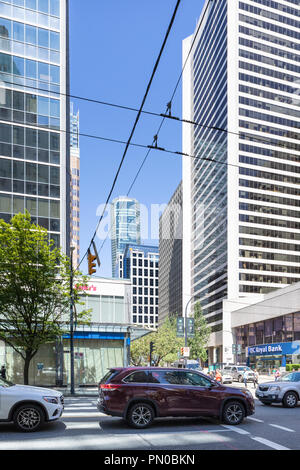 RBC Royal Bank, West Georgia Street nel centro cittadino di Vancouver, British Columbia, Canada Foto Stock