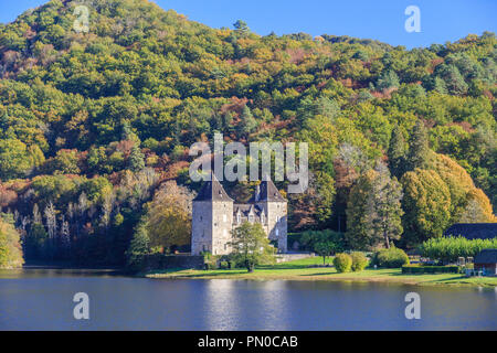 Francia, Correze, valle della Dordogna, San Marziale Entraygues, Chateau du Gibanel // Francia, Corrèze (19), la Vallée de la Dordogne, Saint-Martial-Entraygue Foto Stock